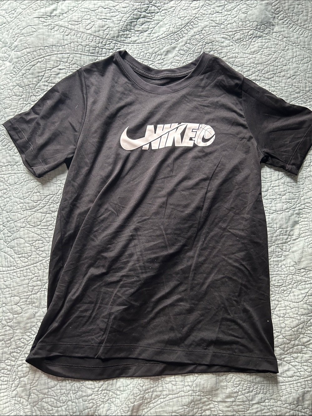 Nike Black T-Shirt with White Swoosh Logo Boys XL
